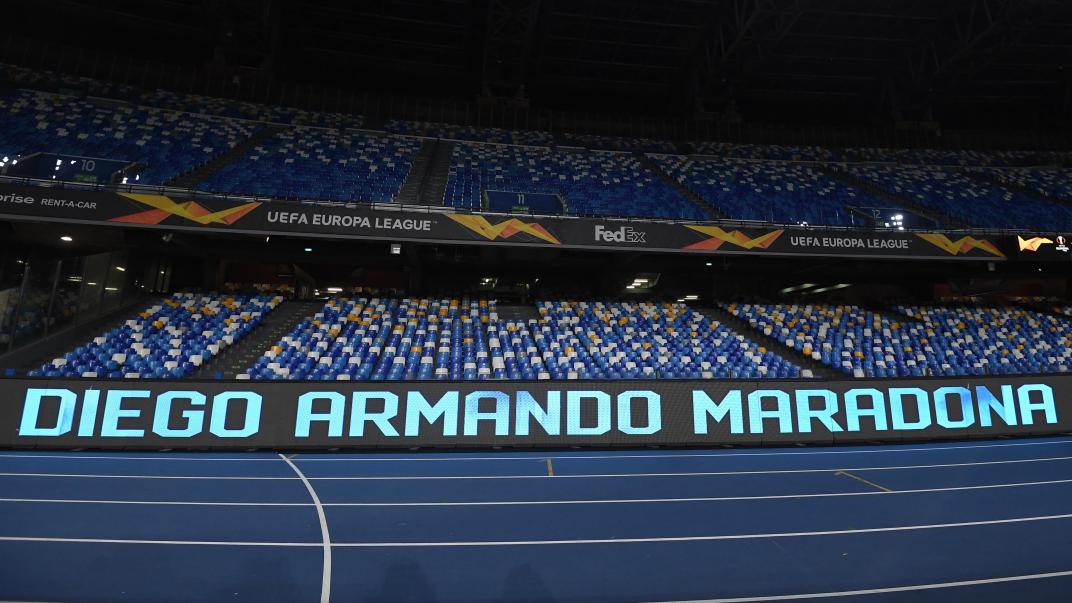La cancha del Napoli fue rebautizada como Diego Armando Maradona