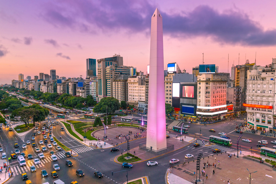 La Ciudad renovó el Obelisco con motivo de su aniversario número 85